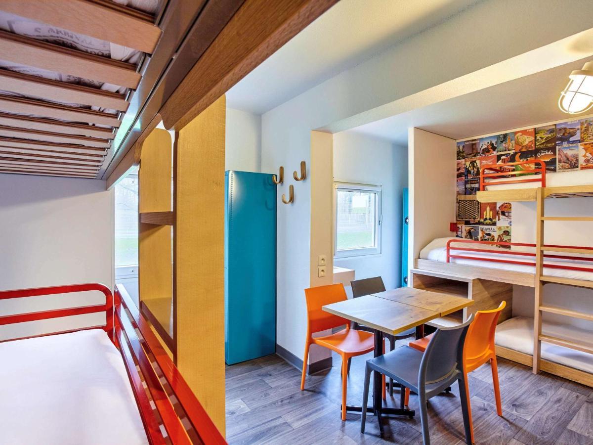 Hotel F1 Lyon Genay Massieux Eksteriør billede