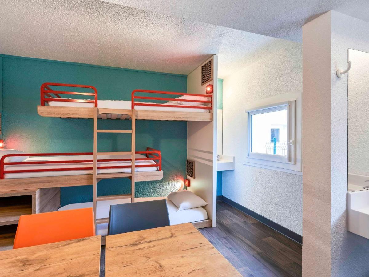 Hotel F1 Lyon Genay Massieux Eksteriør billede