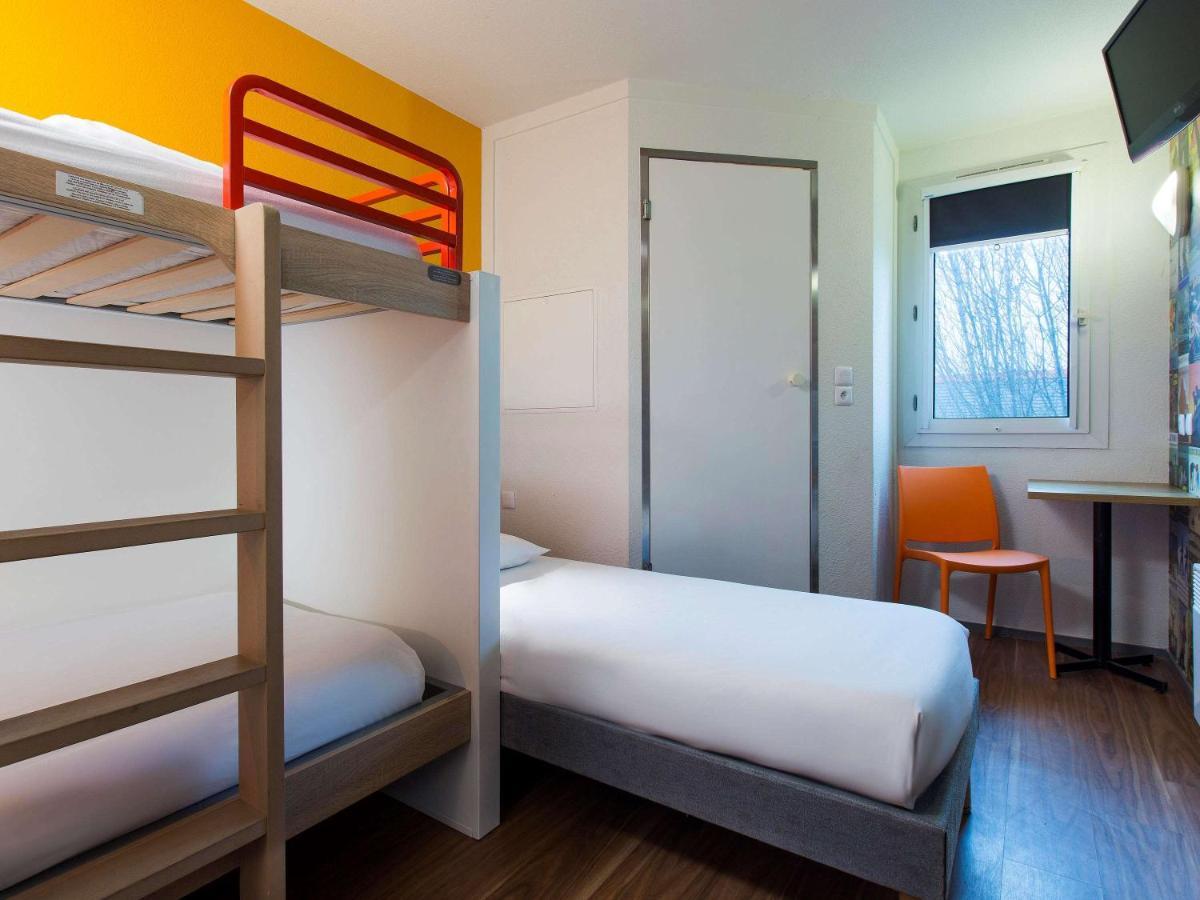 Hotel F1 Lyon Genay Massieux Eksteriør billede